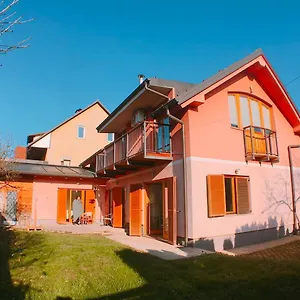 Ostello Buzahouse
